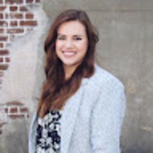 Meet your Posher, Simone